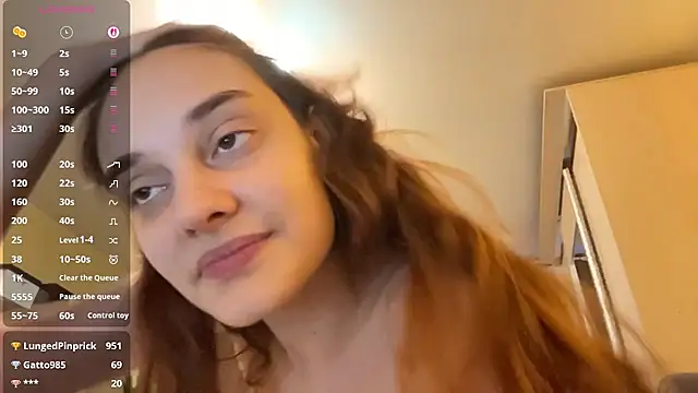 GloryWacht live sex cam