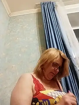 Forest-Lady live sex cam