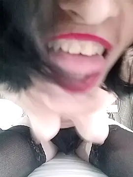 Gecenin_Kralicesi's cam snapshot