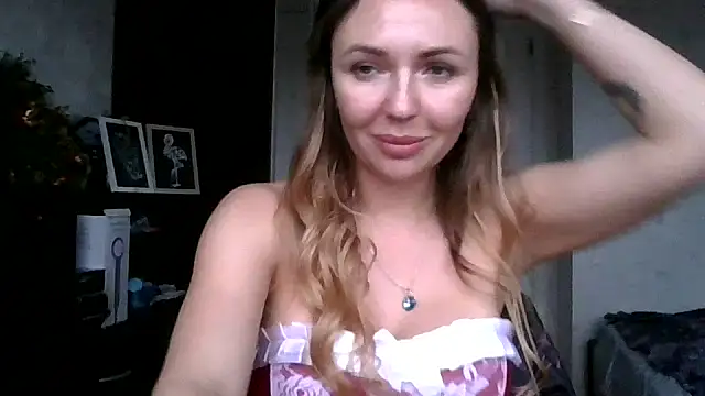 AngelinaLove28's cam snapshot