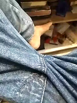 mohit08desi's cam snapshot