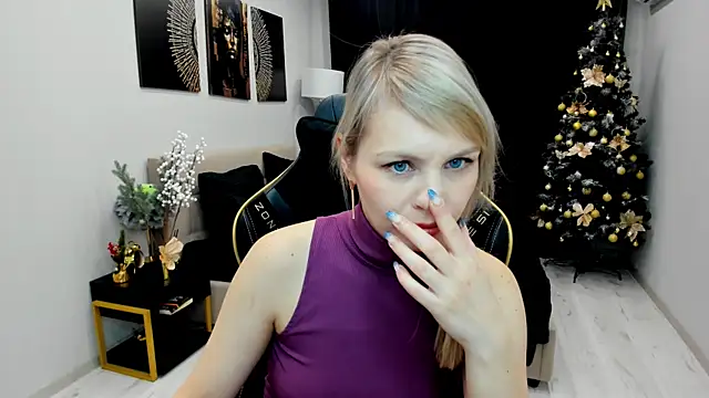 LindaSandy_1's cam snapshot