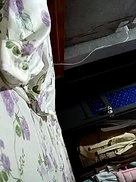 Bear_bear0's cam snapshot