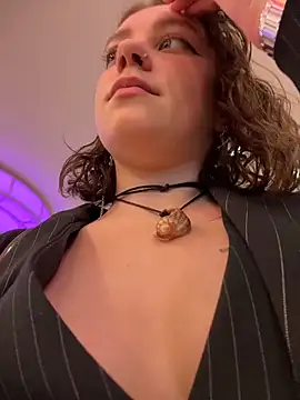 lucy-joy's cam snapshot