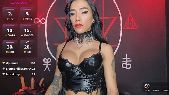 Victoriavampire666 live sex cam