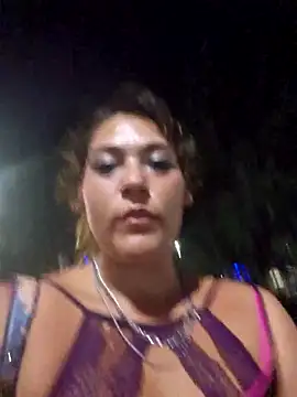 Twiztdchika's cam snapshot