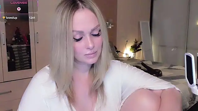 Libby_Nora's cam snapshot