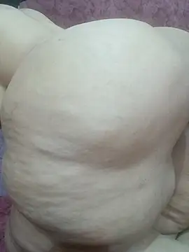 Mama_Queeen's cam snapshot