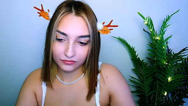 veryshygirl's cam snapshot