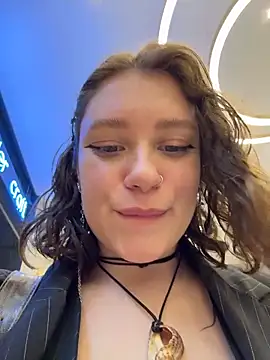 lucy-joy live sex cam