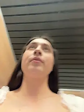 Holly_Play live sex cam