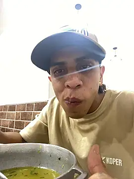 Monkey_uchiha777 live sex cam