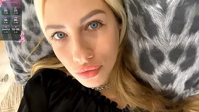 Genniys_'s cam snapshot