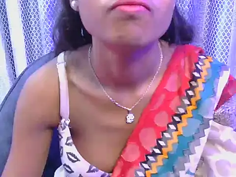 hey-pinky's cam snapshot