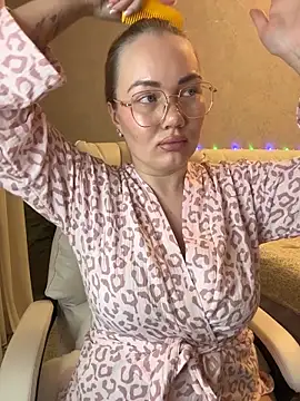 LianaCruz__ live sex cam