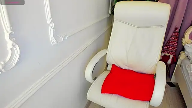 Lily_Marlin live sex cam