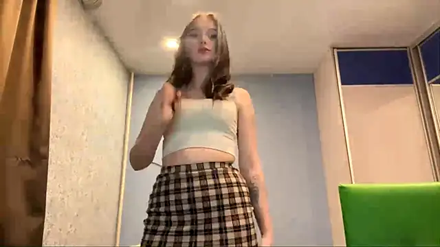 MiyaNova's cam snapshot