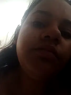 _Miaaleon live sex cam