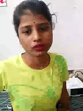 Aa-y-e-sha-Ju-l-ka's cam snapshot