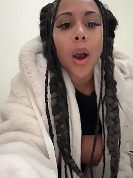 HaileyDiana's cam snapshot