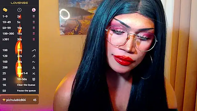 yoursexykaren live sex cam