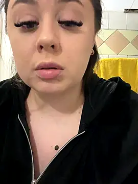 Sara_Slow live sex cam