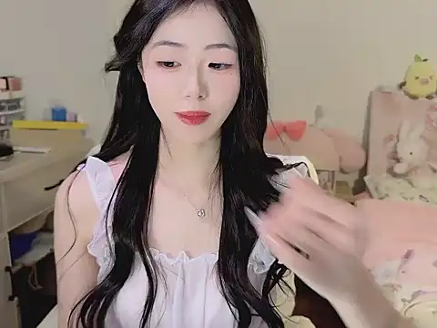 Onecutelittle's cam snapshot