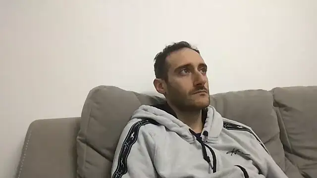 LukaShyGuy live sex cam