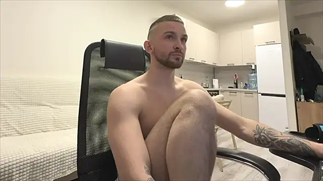 Marselle_Laker live sex cam