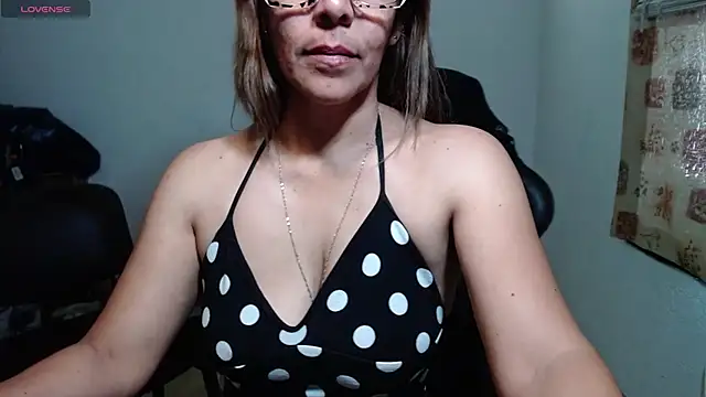 horny_paty's cam snapshot