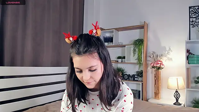 FunnyyMonkeyy's cam snapshot