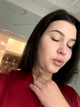 KikiWatson live sex cam
