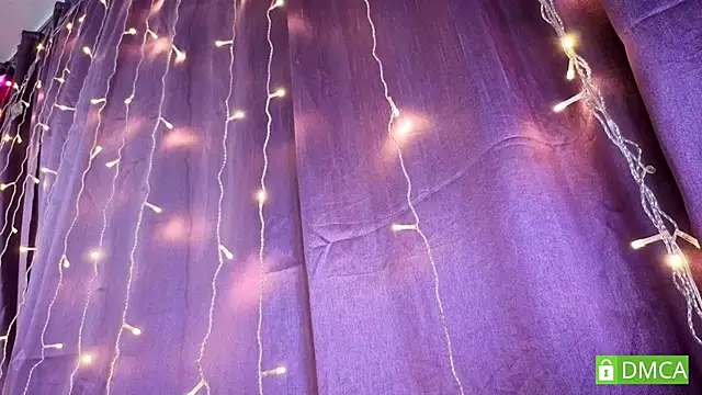 touch_me_bb's cam snapshot