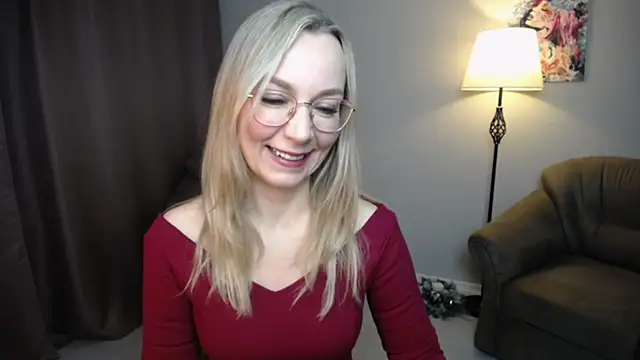 Ava_Elior's cam snapshot