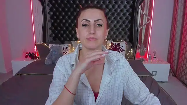 Rebecca_Diamond's cam snapshot