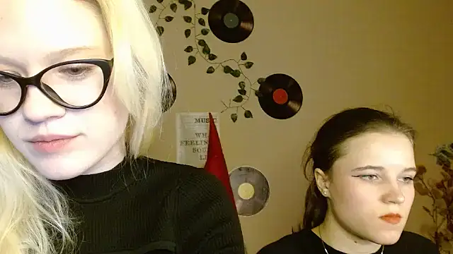 Aria__Moon's cam snapshot