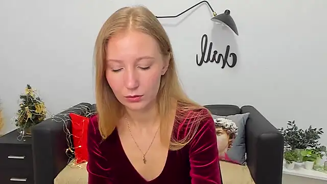 LolaWilsons's cam snapshot