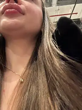 KristiRich's cam snapshot