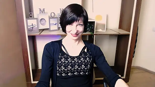 _AngeliaFlow_'s cam snapshot