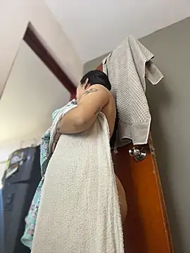 Amandanauty live sex cam