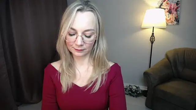 Ava_Elior's cam snapshot