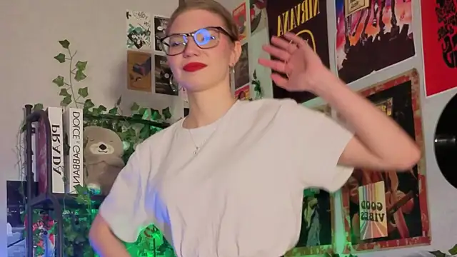 JeaneneWoltz's cam snapshot