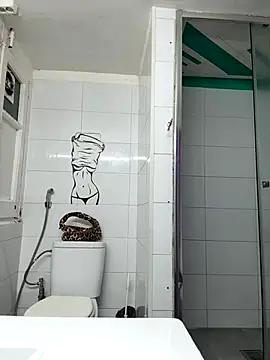 tamarabigass1 live sex cam