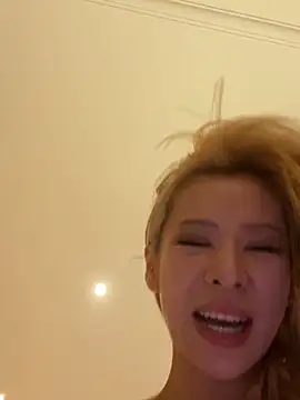 Sunflower-77's cam snapshot