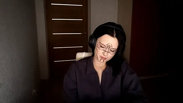 LouiseMarengo's cam snapshot