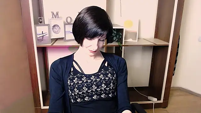 _AngeliaFlow_'s cam snapshot