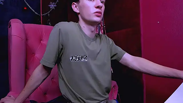 LukeSweet live sex cam