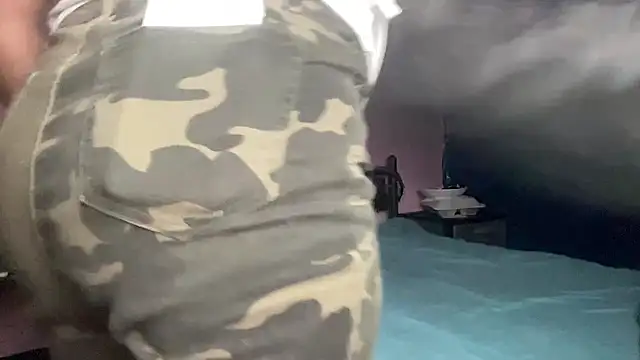 queenalliyahalecia's cam snapshot