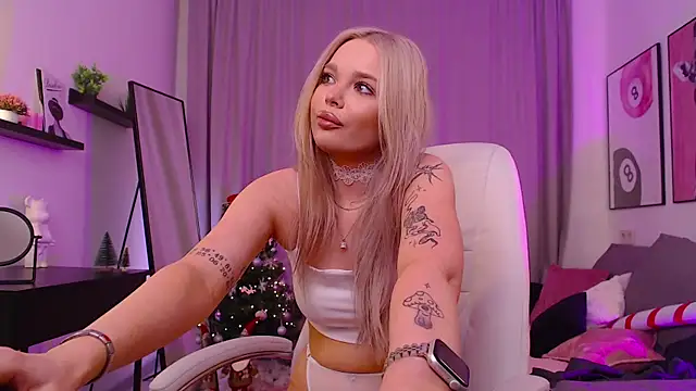 Leslie_Caronn's cam snapshot