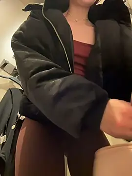 KristiRich's cam snapshot